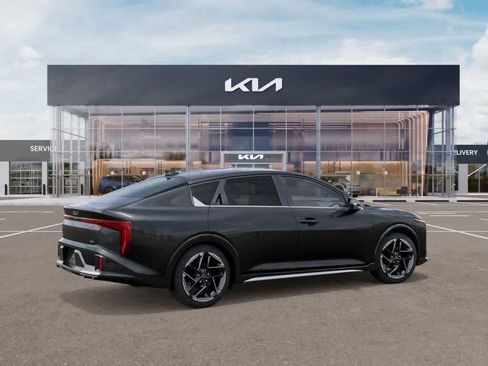 New 2026 Kia K4 GT-Line w/ GT-Line Premium Package FWD image 5