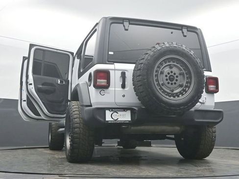 Used 2020 Jeep Wrangler Unlimited Sport S AWD/4WD image 60