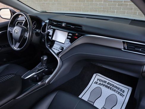 Used 2018 Toyota Camry SE w/ Convenience Package image 27