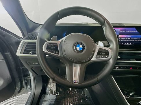 Used 2026 BMW X6 xDrive40i AWD/4WD image 16