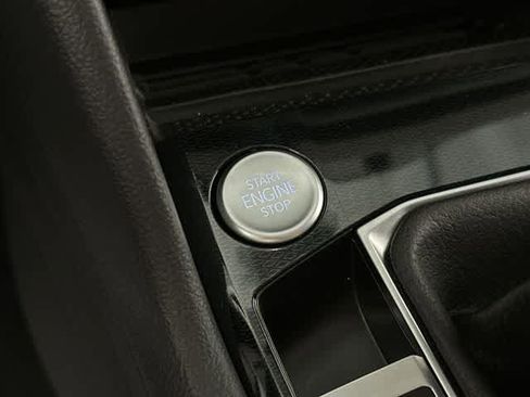 New 2026 Volkswagen Taos SE AWD/4WD image 11