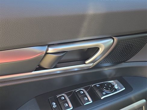 New 2025 Kia Telluride S image 19