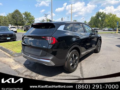 New 2026 Kia Sportage LX w/ LX Convenience Package AWD/4WD image 8