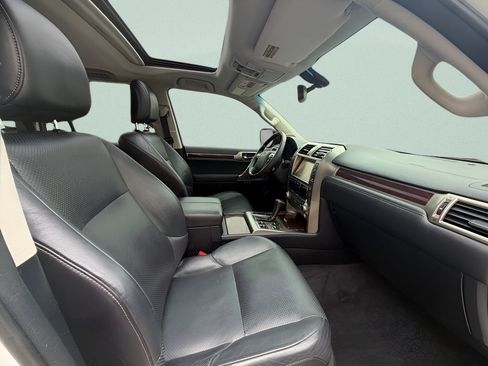 Used 2014 Lexus GX 460 Luxury AWD/4WD image 12