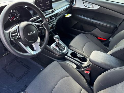 Certified 2024 Kia Forte LXS image 7
