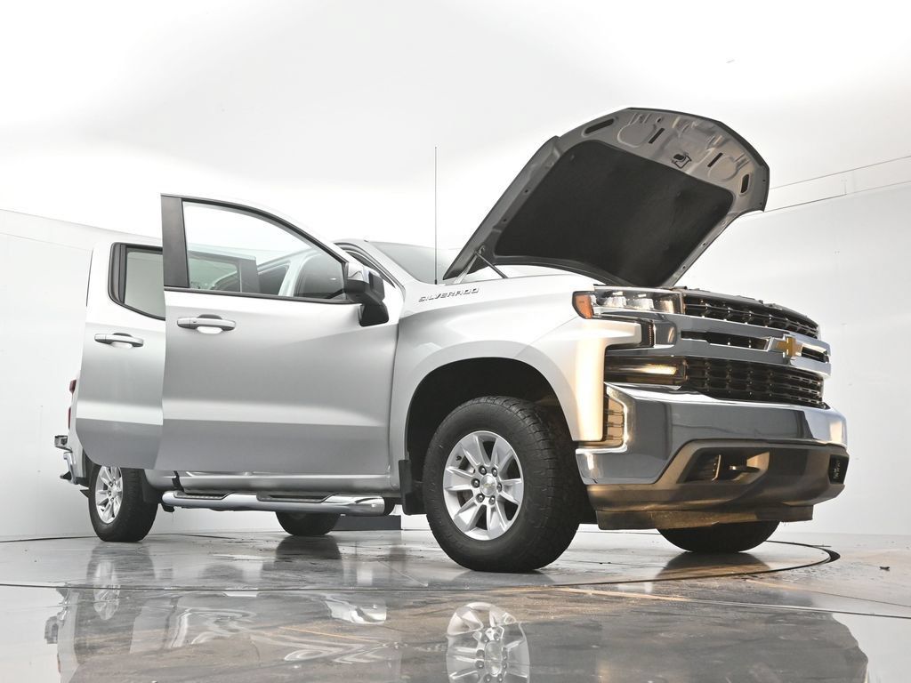 Certified 2021 Chevrolet Silverado 1500 LT AWD/4WD image 49