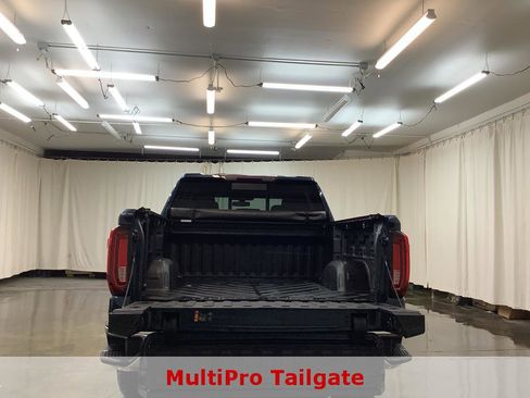 Used 2022 GMC Sierra 1500 SLT w/ SLT Premium Package image 10