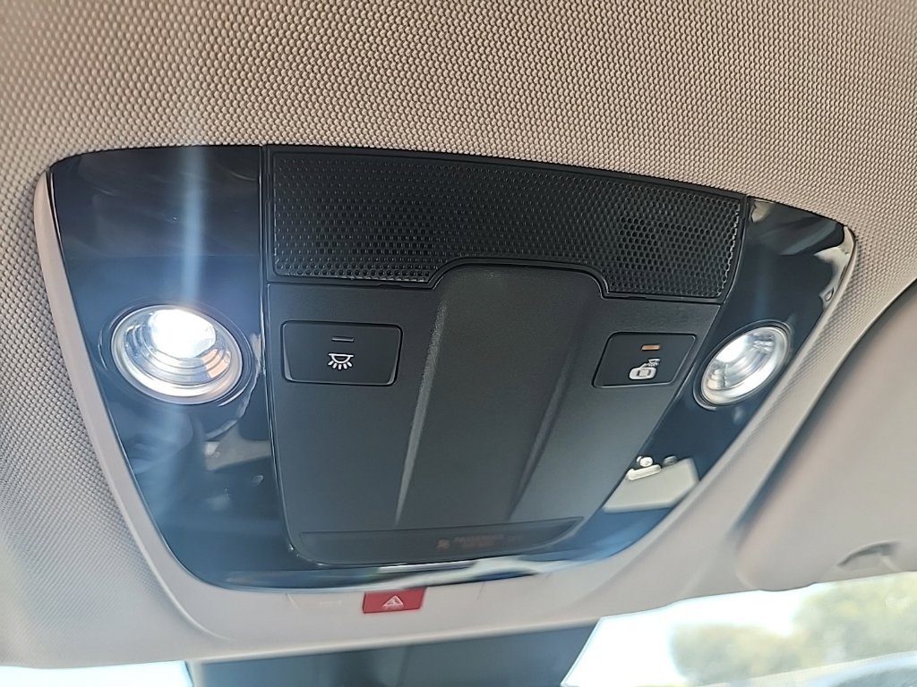 Used 2023 Kia EV6 Wind RWD image 24