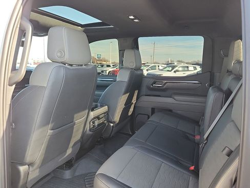 Used 2023 Chevrolet Silverado 1500 ZR2 w/ ZR2 Bison Edition AWD/4WD image 9