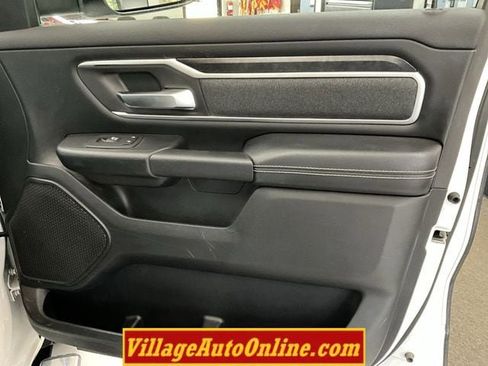 Used 2020 RAM 1500 Big Horn AWD/4WD image 34