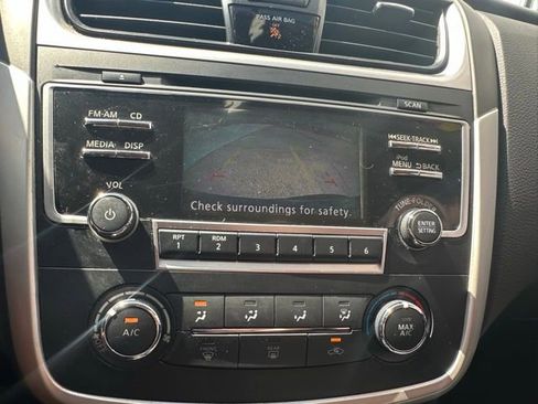 Used 2017 Nissan Altima 2.5 S w/ Power Driver Seat Package image 16