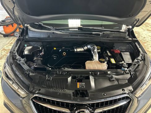 Used 2019 Buick Encore Essence w/ Experience Buick Package AWD/4WD image 10