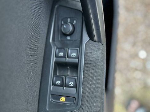 Used 2021 Volkswagen Tiguan S FWD image 42