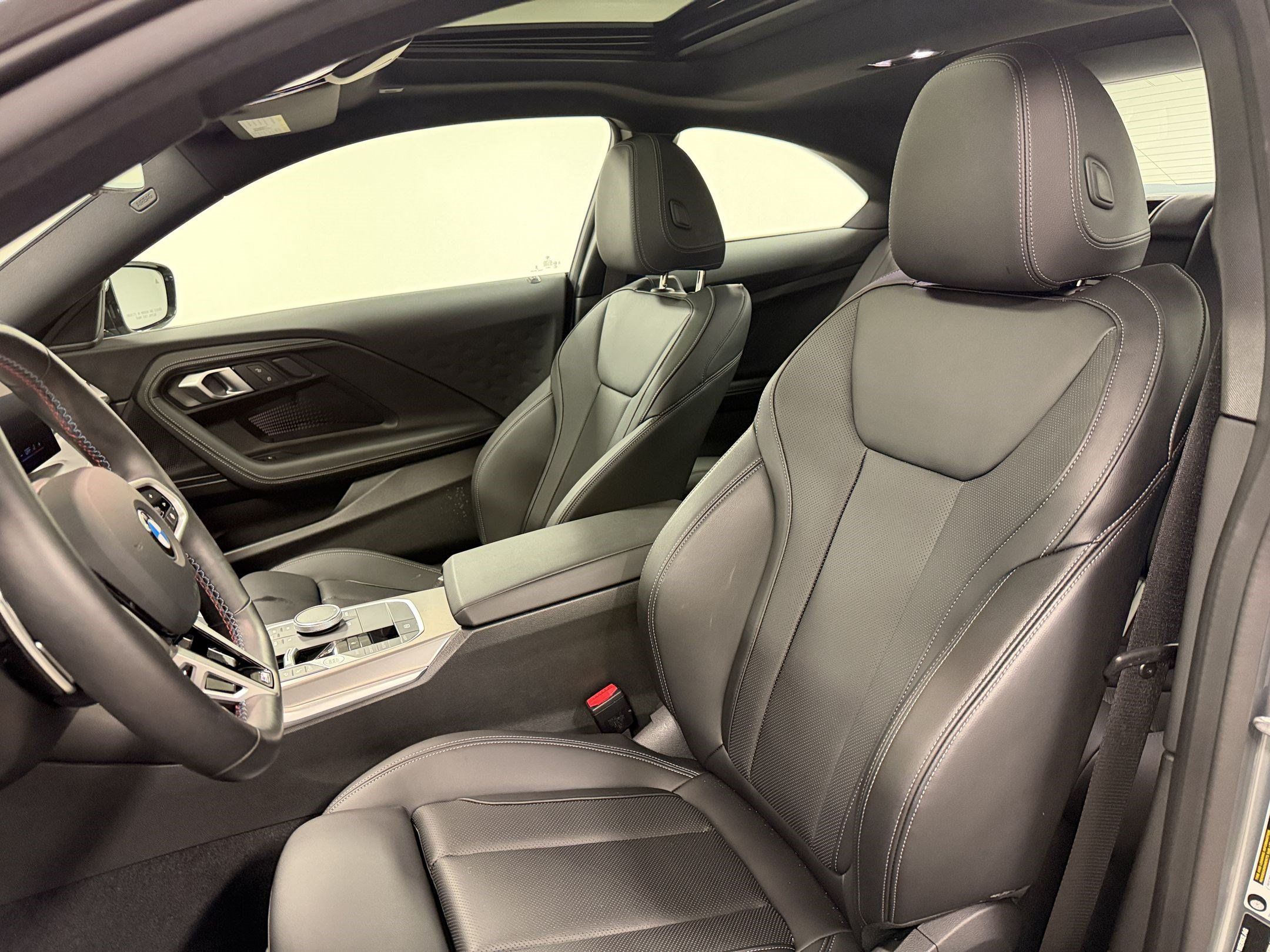Certified 2025 BMW M240i Coupe RWD image 5