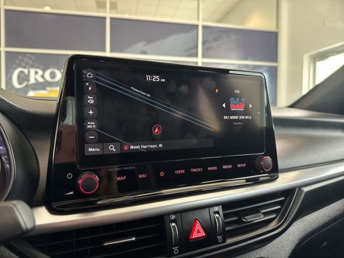 Used 2024 Kia Forte GT-Line w/ GT-Line Premium Package image 31