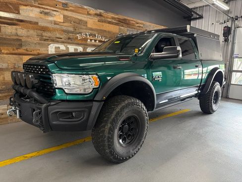 Used 2022 RAM 2500 Big Horn w/ Level A Equipment Group AWD/4WD image 2
