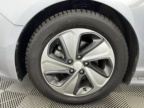 Used 2017 Hyundai Sonata Limited w/ Ultimate Package 02 image 13