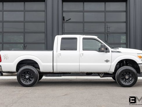 Used 2013 Ford F250 Lariat w/ Lariat Ultimate Pkg AWD/4WD image 9
