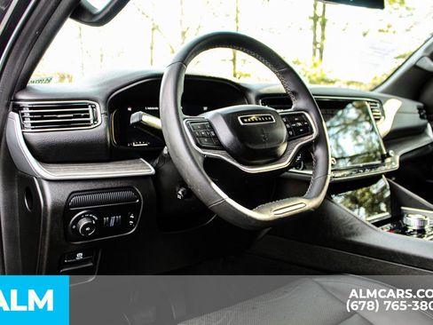 Used 2024 Jeep Wagoneer Series II w/ Flexible Seating Group image 34