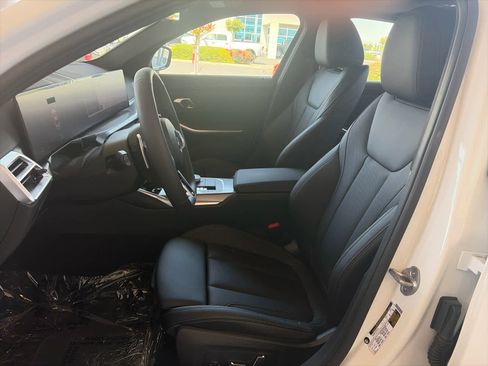 New 2026 BMW 330i Sedan w/ M Sport Package image 9