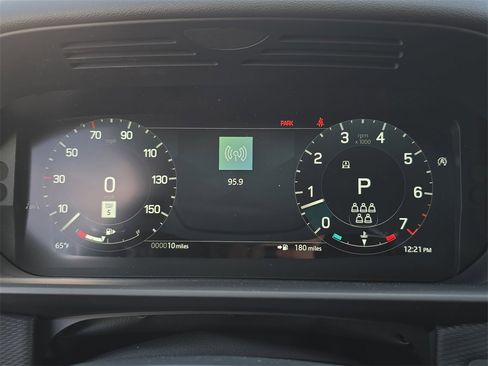 New 2026 Land Rover Discovery Limited Edition image 21