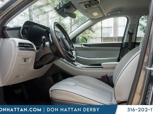 Used 2024 Hyundai Palisade SEL FWD image 4