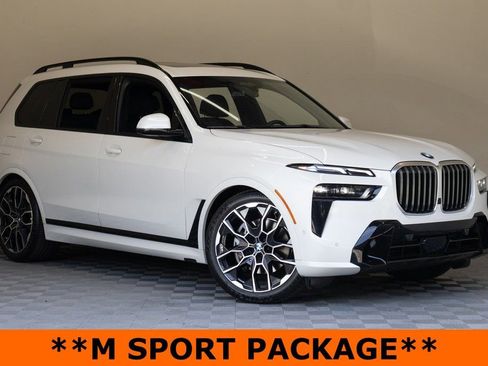 Used 2023 BMW X7 xDrive40i w/ Executive Package AWD/4WD image 2