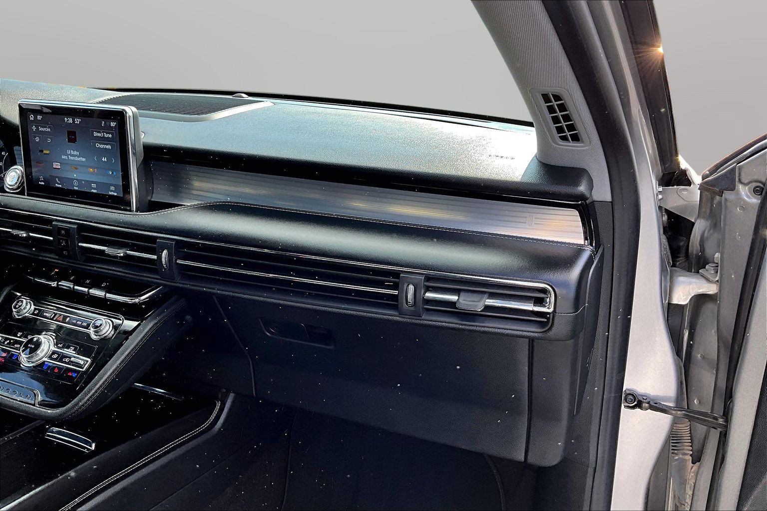 Used 2021 Lincoln Corsair AWD w/ Equipment Group 101A image 20