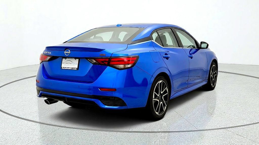 Used 2025 Nissan Sentra SR w/ SR Premium Package FWD image 5