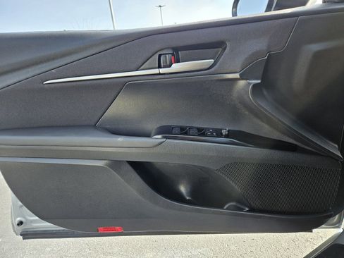 Used 2025 Toyota Camry LE image 30