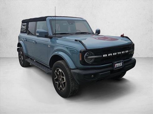 Used 2021 Ford Bronco Outer Banks image 6