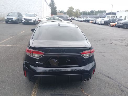 Used 2025 Toyota Corolla SE image 4