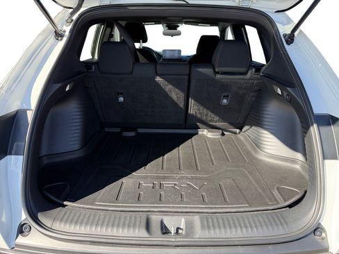 Certified 2025 Honda HR-V Sport image 17