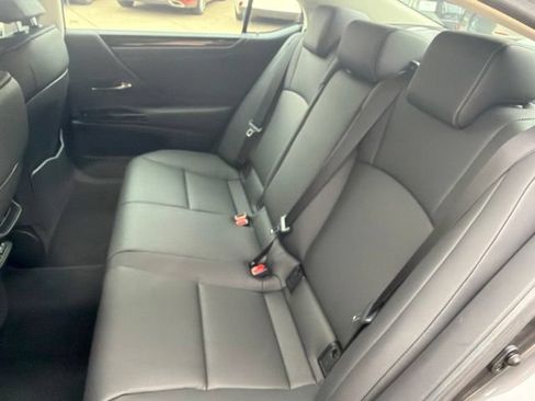 Used 2016 Lexus RX 450h AWD w/ Cold Weather Package image 33