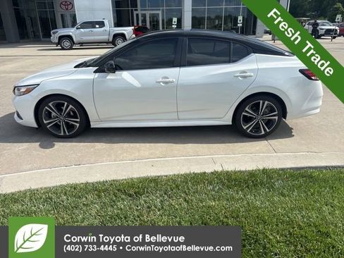 Used 2022 Nissan Sentra SR w/ Electronics Package FWD image 7
