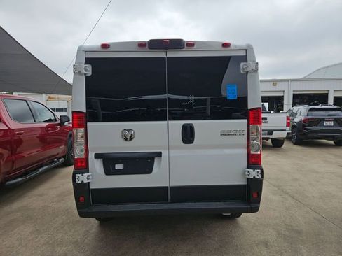 Used 2025 RAM ProMaster 2500 w/ U-Haul Equipment Group FWD image 5