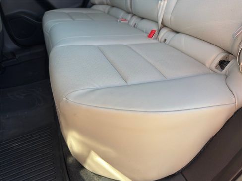 Used 2023 Nissan Rogue SV w/ SV Premium Package image 27