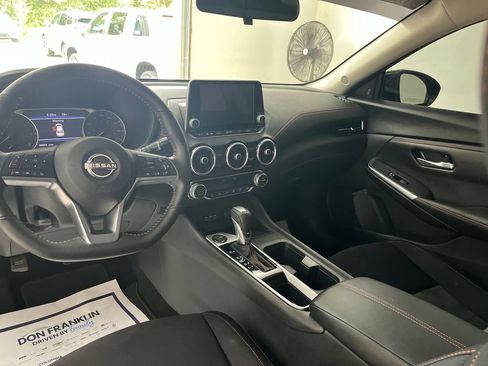 Used 2024 Nissan Sentra SR FWD image 14
