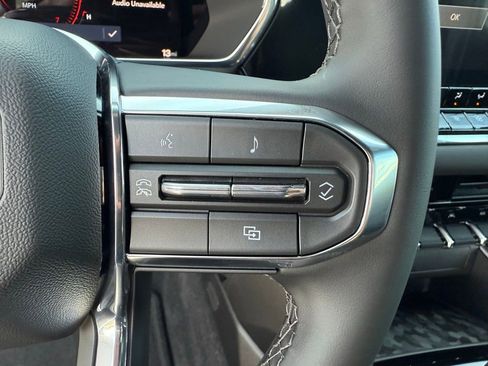 New 2026 GMC Canyon Elevation w/ Convenience Package image 21