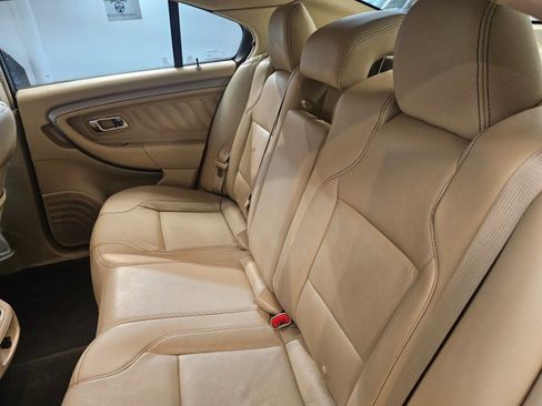 Used 2014 Ford Taurus SEL w/ Equipment Group 201A image 10