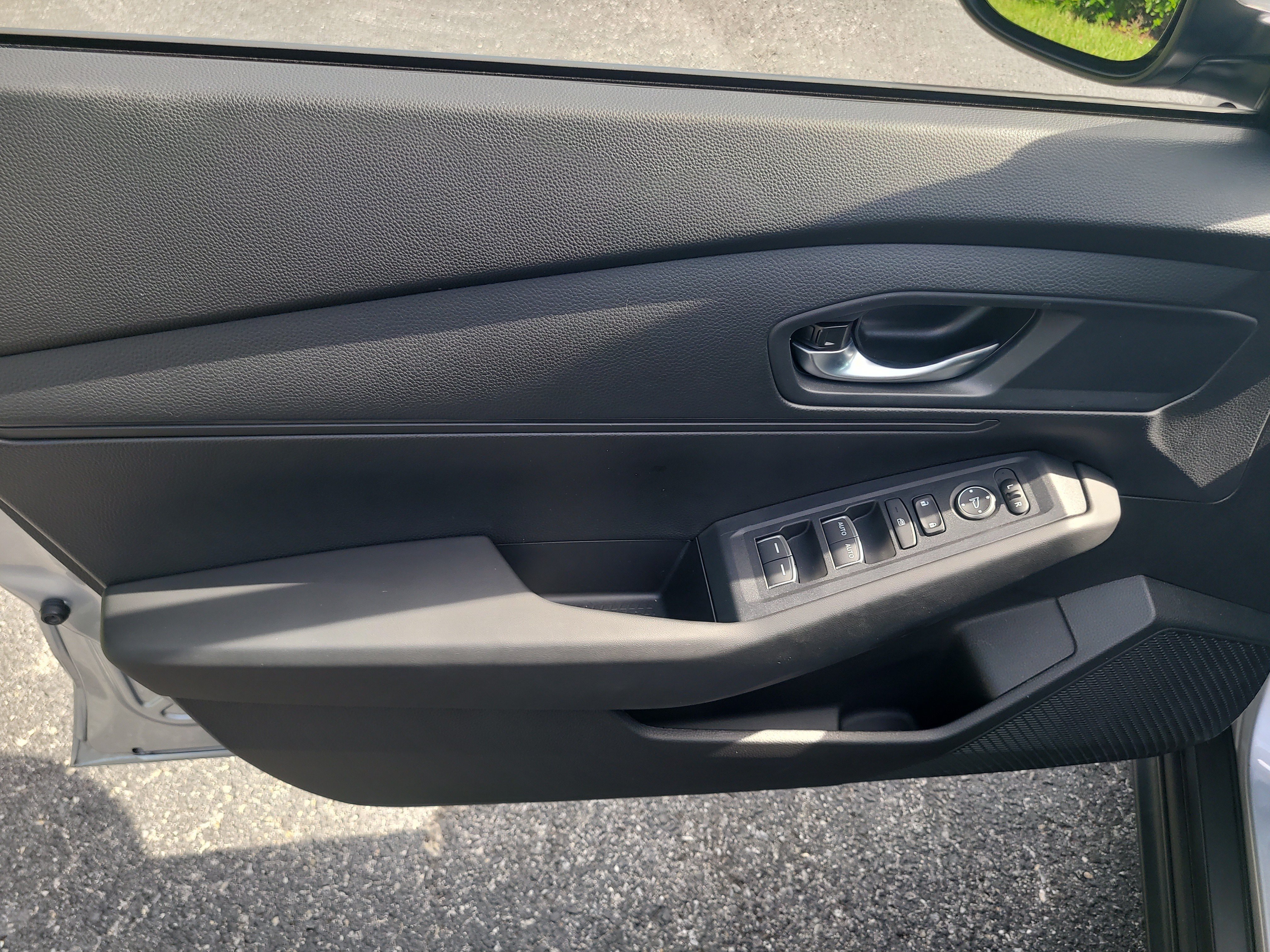 Used 2025 Honda Accord LX image 16