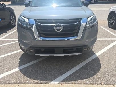 Used 2024 Nissan Pathfinder Platinum w/ Cargo Package