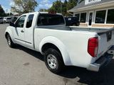 Used 2015 Nissan Frontier S image 3