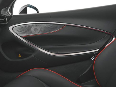 New 2025 McLaren Artura Spider image 12