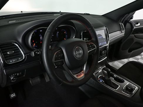 Used 2020 Jeep Grand Cherokee Trailhawk AWD/4WD image 6