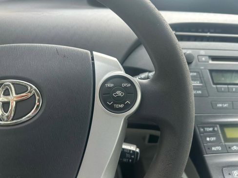Used 2011 Toyota Prius Two FWD image 17