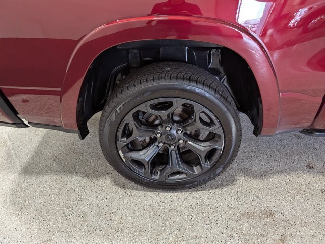 Used 2024 RAM 1500 Limited AWD/4WD image 13