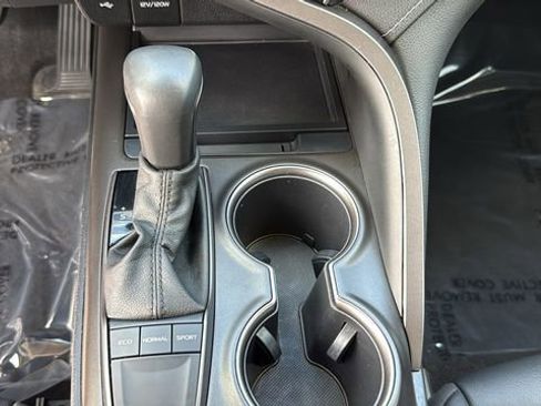 Used 2023 Toyota Camry SE image 25