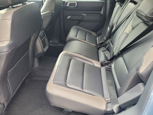 New 2025 Ford Bronco Outer Banks image 9