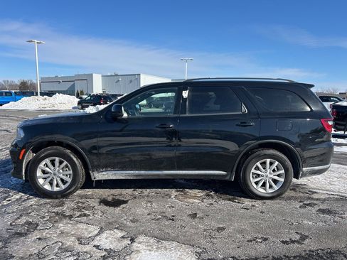 Certified 2024 Dodge Durango SXT image 6
